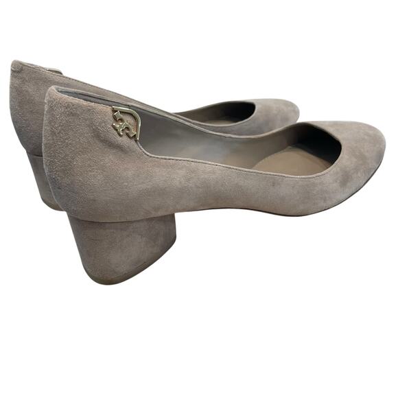 Tory Burch Gray Suede Round Toe Block Heel Pumps Womens Size 8.5 - Picture 2 of 8